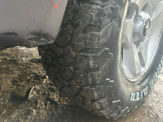 Серый Хендай Терракан, объемом двигателя 0 л и пробегом 347 тыс. км за 3100 $, фото 16 на Automoto.ua