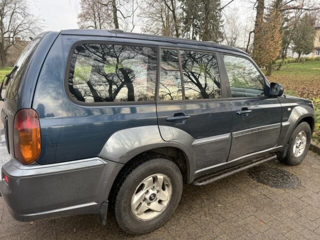 Серый Хендай Терракан, объемом двигателя 2.9 л и пробегом 281 тыс. км за 2300 $, фото 3 на Automoto.ua