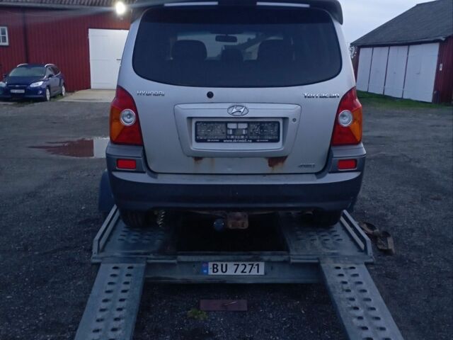 Серый Хендай Терракан, объемом двигателя 2.9 л и пробегом 248 тыс. км за 4500 $, фото 4 на Automoto.ua