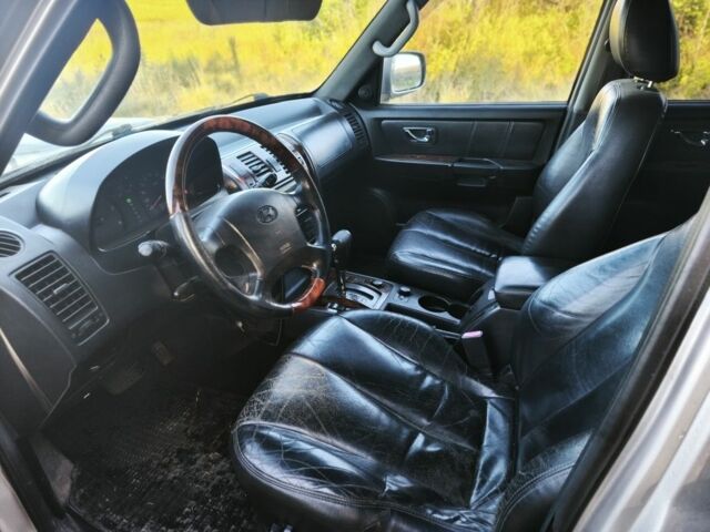 Хендай Терракан 2005 в Доброполье на Automoto.ua Серый Хендай Терракан, объемом двигателя 3 л и пробегом 250 тыс. км за 4300 $, фото 10 на Automoto.ua