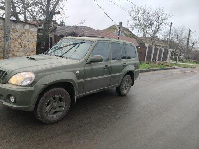 Серый Хендай Терракан, объемом двигателя 2.9 л и пробегом 200 тыс. км за 3600 $, фото 1 на Automoto.ua