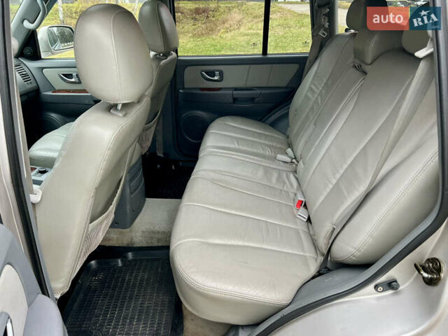 Серый Хендай Терракан, объемом двигателя 2.9 л и пробегом 265 тыс. км за 6999 $, фото 33 на Automoto.ua