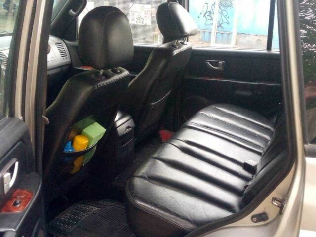 Хендай Терракан 2006 у Запоріжжя на Automoto.ua Сірий Хендай Терракан, об'ємом двигуна 2.9 л та пробігом 435 тис. км за 3800 $, фото 8 на Automoto.ua