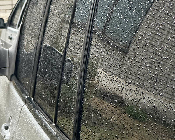 Серый Хендай Терракан, объемом двигателя 2.9 л и пробегом 380 тыс. км за 7130 $, фото 5 на Automoto.ua