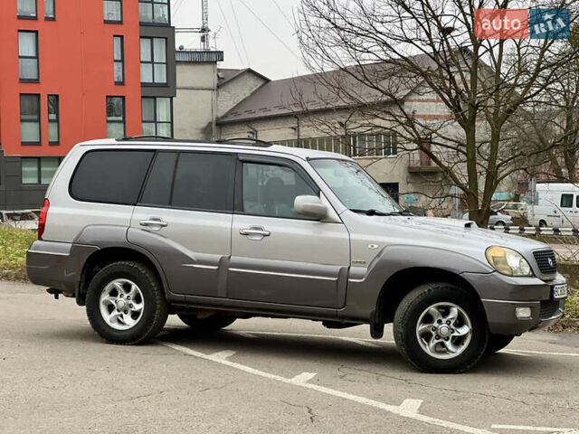 Серый Хендай Терракан, объемом двигателя 2.9 л и пробегом 265 тыс. км за 6999 $, фото 51 на Automoto.ua
