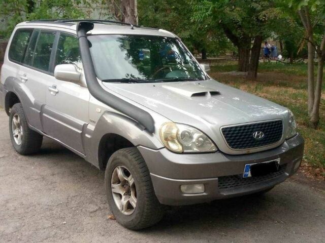 Хендай Терракан 2006 у Запоріжжя на Automoto.ua Сірий Хендай Терракан, об'ємом двигуна 2.9 л та пробігом 435 тис. км за 3800 $, фото 1 на Automoto.ua
