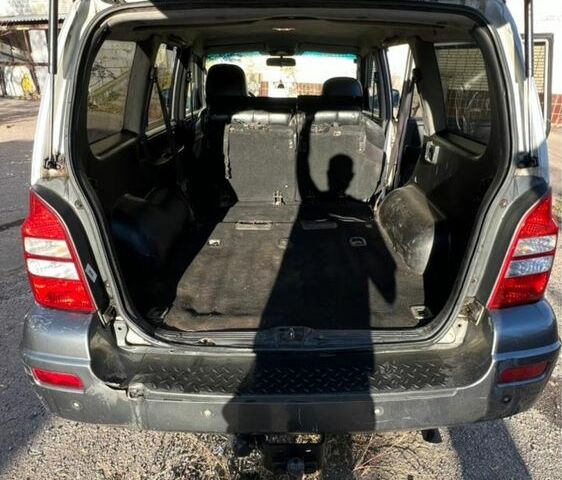 Хендай Терракан 2006 у Славянске на Automoto.ua Сірий Хендай Терракан, об'ємом двигуна 2.9 л та пробігом 377 тис. км за 3500 $, фото 4 на Automoto.ua