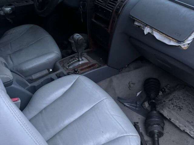 Серый Хендай Терракан, объемом двигателя 2.9 л и пробегом 200 тыс. км за 2000 $, фото 4 на Automoto.ua