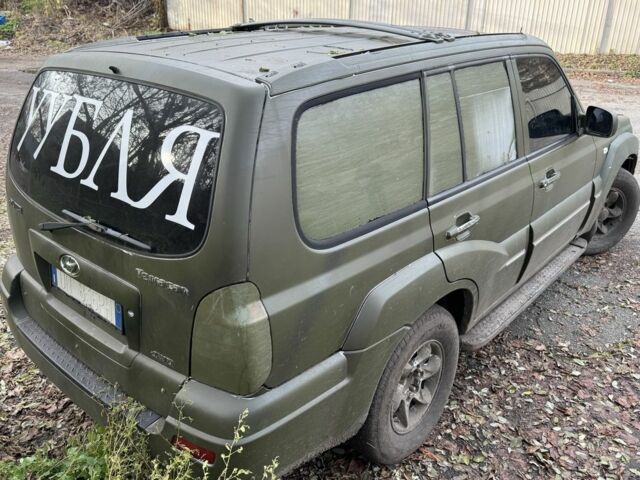 Серый Хендай Терракан, объемом двигателя 0 л и пробегом 200 тыс. км за 2200 $, фото 3 на Automoto.ua