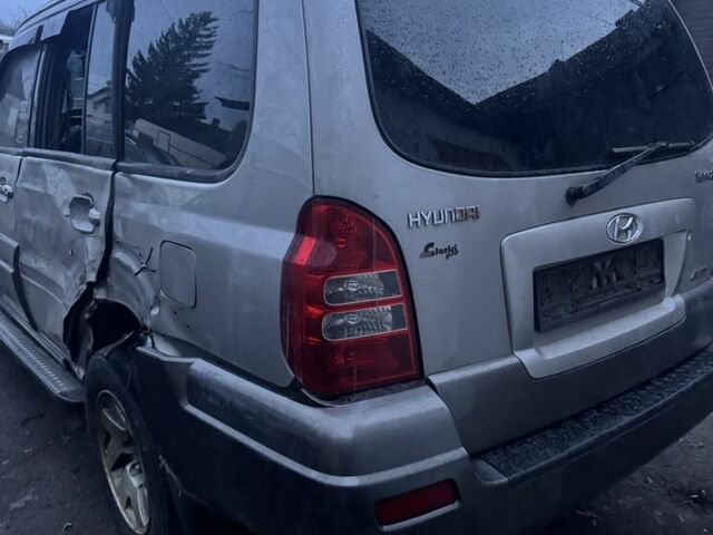 Серый Хендай Терракан, объемом двигателя 2.9 л и пробегом 200 тыс. км за 2000 $, фото 6 на Automoto.ua