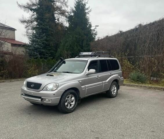 Серый Хендай Терракан, объемом двигателя 2.9 л и пробегом 230 тыс. км за 2850 $, фото 4 на Automoto.ua