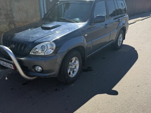 Синій Хендай Терракан, об'ємом двигуна 2.5 л та пробігом 216 тис. км за 3950 $, фото 5 на Automoto.ua