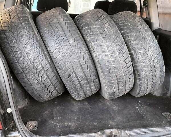 Синий Хендай Терракан, объемом двигателя 2.9 л и пробегом 200 тыс. км за 4900 $, фото 15 на Automoto.ua