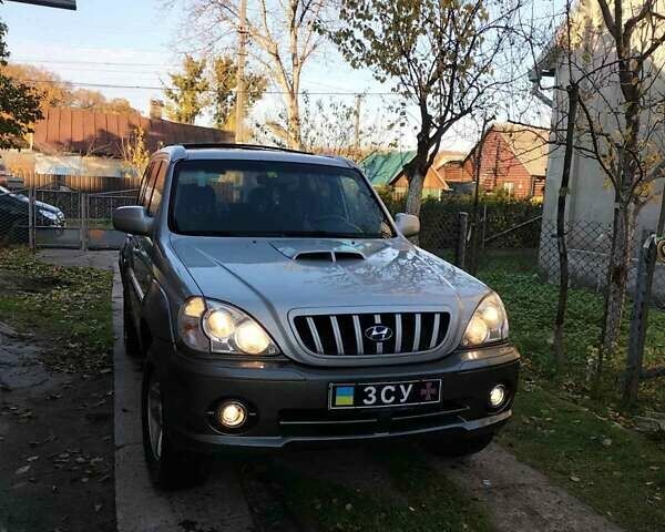 Синий Хендай Терракан, объемом двигателя 2.9 л и пробегом 200 тыс. км за 4900 $, фото 4 на Automoto.ua