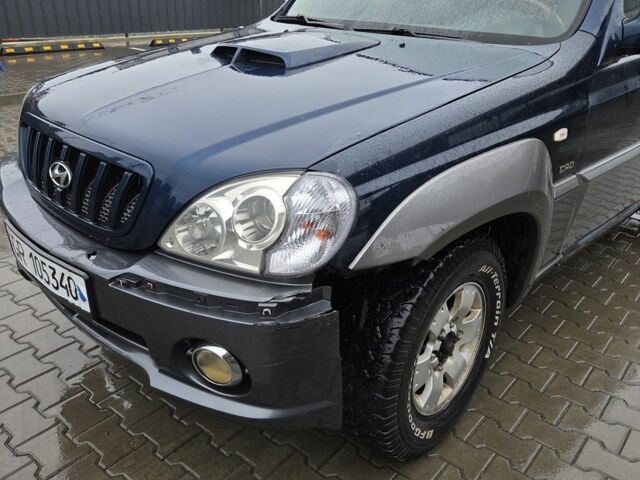 Синий Хендай Терракан, объемом двигателя 2.9 л и пробегом 195 тыс. км за 3200 $, фото 5 на Automoto.ua