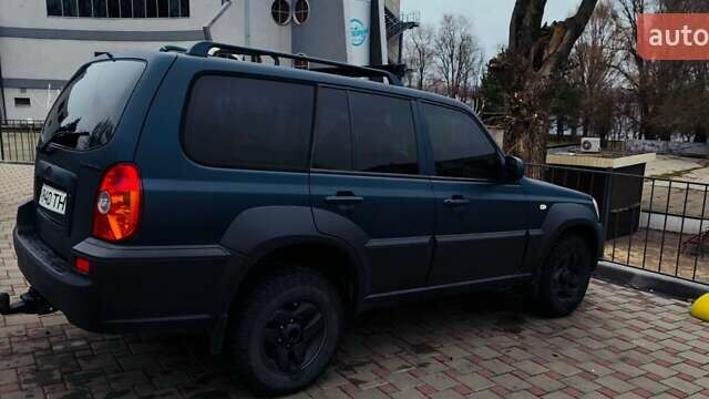 Синий Хендай Терракан, объемом двигателя 2.9 л и пробегом 380 тыс. км за 6000 $, фото 4 на Automoto.ua