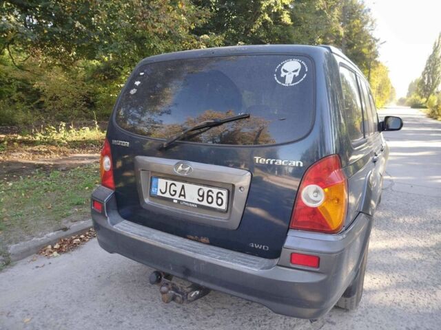 Синий Хендай Терракан, объемом двигателя 3 л и пробегом 333 тыс. км за 2999 $, фото 2 на Automoto.ua