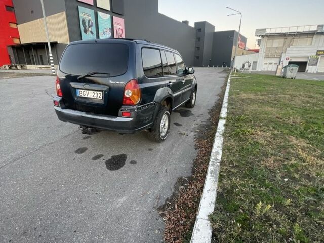 Синий Хендай Терракан, объемом двигателя 2.9 л и пробегом 300 тыс. км за 3300 $, фото 3 на Automoto.ua