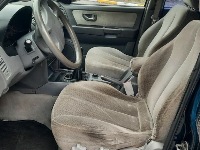 Хендай Терракан 2005 в Ирпене на Automoto.ua Синий Хендай Терракан, объемом двигателя 2.9 л и пробегом 316 тыс. км за 3900 $, фото 4 на Automoto.ua