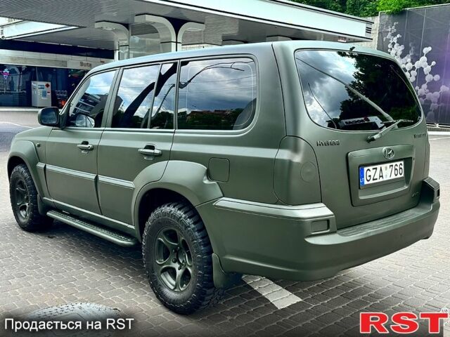 Зелений Хендай Терракан, об'ємом двигуна 2.5 л та пробігом 280 тис. км за 5500 $, фото 3 на Automoto.ua