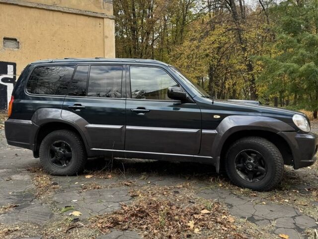 Хендай Терракан 2003 у Изюме на Automoto.ua Зелений Хендай Терракан, об'ємом двигуна 2.9 л та пробігом 150 тис. км за 4200 $, фото 3 на Automoto.ua