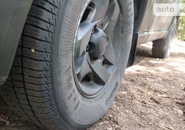 Зелений Хендай Терракан, об'ємом двигуна 2.9 л та пробігом 246 тис. км за 5500 $, фото 7 на Automoto.ua