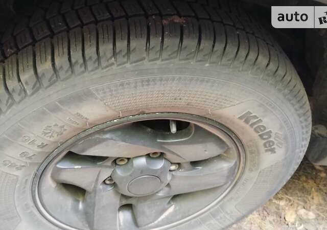 Зелений Хендай Терракан, об'ємом двигуна 2.9 л та пробігом 246 тис. км за 5500 $, фото 16 на Automoto.ua