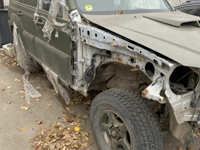 Хендай Терракан 2003 у Києві на Automoto.ua Зелений Хендай Терракан, об'ємом двигуна 2.9 л та пробігом 230 тис. км за 900 $, фото 7 на Automoto.ua