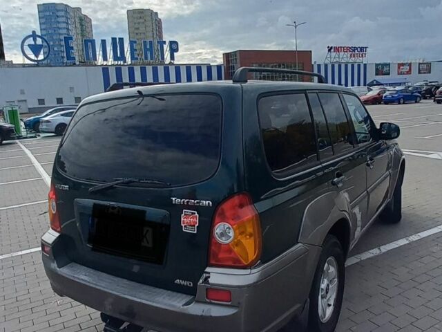 Хендай Терракан 2003 у Одесі на Automoto.ua Зелений Хендай Терракан, об'ємом двигуна 0 л та пробігом 228 тис. км за 7300 $, фото 5 на Automoto.ua
