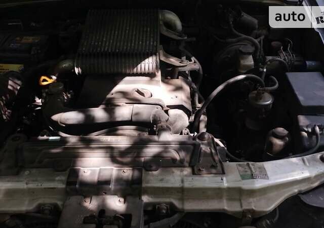 Зелений Хендай Терракан, об'ємом двигуна 2.9 л та пробігом 246 тис. км за 5500 $, фото 10 на Automoto.ua