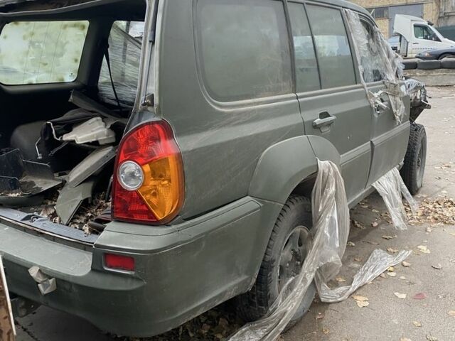 Хендай Терракан 2003 у Києві на Automoto.ua Зелений Хендай Терракан, об'ємом двигуна 2.9 л та пробігом 230 тис. км за 900 $, фото 6 на Automoto.ua