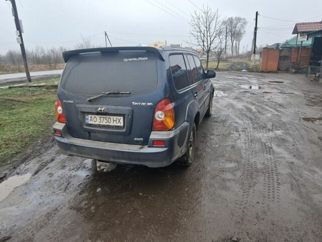 Зеленый Хендай Терракан, объемом двигателя 2.9 л и пробегом 300 тыс. км за 3800 $, фото 5 на Automoto.ua