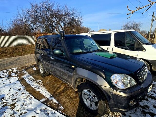 Зеленый Хендай Терракан, объемом двигателя 2.9 л и пробегом 300 тыс. км за 4700 $, фото 3 на Automoto.ua