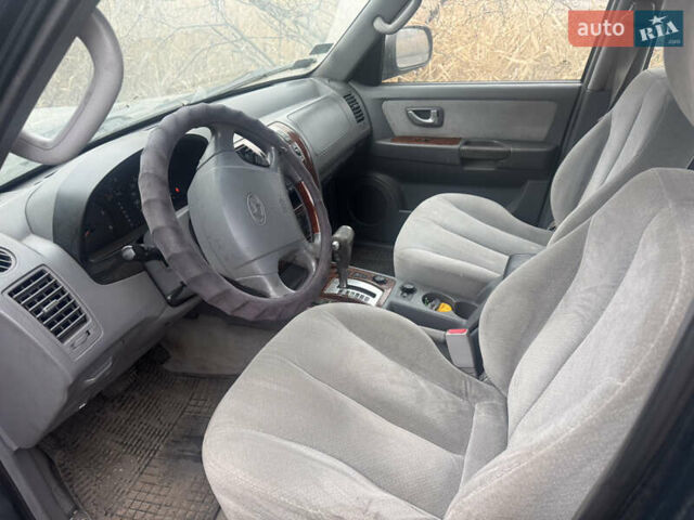 Зеленый Хендай Терракан, объемом двигателя 2.9 л и пробегом 300 тыс. км за 1500 $, фото 3 на Automoto.ua