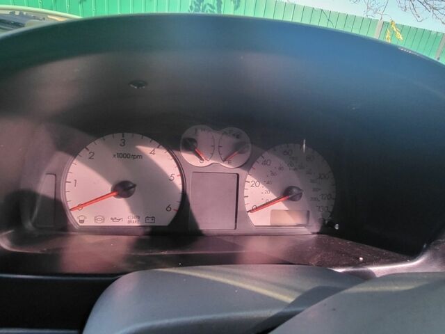 Зеленый Хендай Терракан, объемом двигателя 3 л и пробегом 212 тыс. км за 2500 $, фото 7 на Automoto.ua