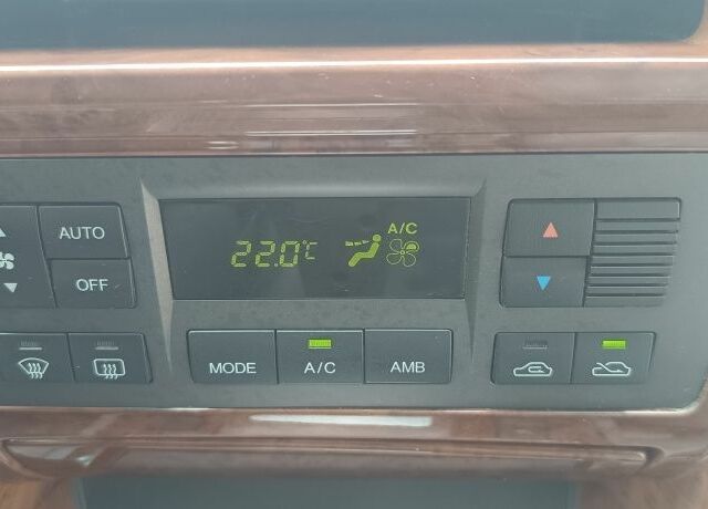 Зеленый Хендай Терракан, объемом двигателя 2.9 л и пробегом 334 тыс. км за 6750 $, фото 4 на Automoto.ua