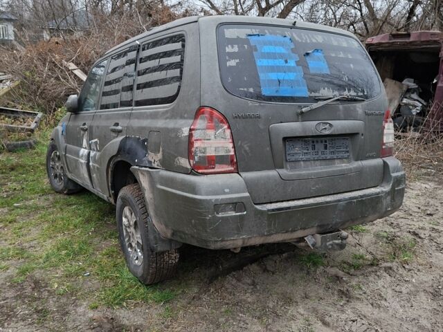 Зелений Хендай Терракан, об'ємом двигуна 0 л та пробігом 290 тис. км за 1500 $, фото 1 на Automoto.ua