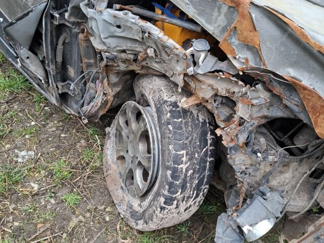 Зелений Хендай Терракан, об'ємом двигуна 0 л та пробігом 290 тис. км за 1500 $, фото 6 на Automoto.ua