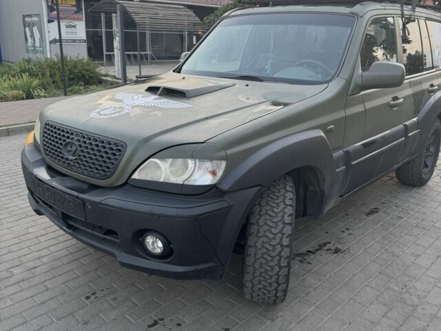 Зеленый Хендай Терракан, объемом двигателя 2.9 л и пробегом 320 тыс. км за 5300 $, фото 6 на Automoto.ua