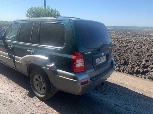 Зеленый Хендай Терракан, объемом двигателя 2.9 л и пробегом 350 тыс. км за 3900 $, фото 1 на Automoto.ua