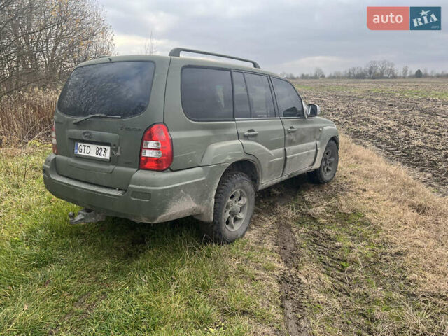 Зеленый Хендай Терракан, объемом двигателя 2.9 л и пробегом 380 тыс. км за 3350 $, фото 3 на Automoto.ua