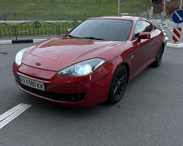 Красный Хендай Тибурон, объемом двигателя 1.98 л и пробегом 240 тыс. км за 5800 $, фото 6 на Automoto.ua