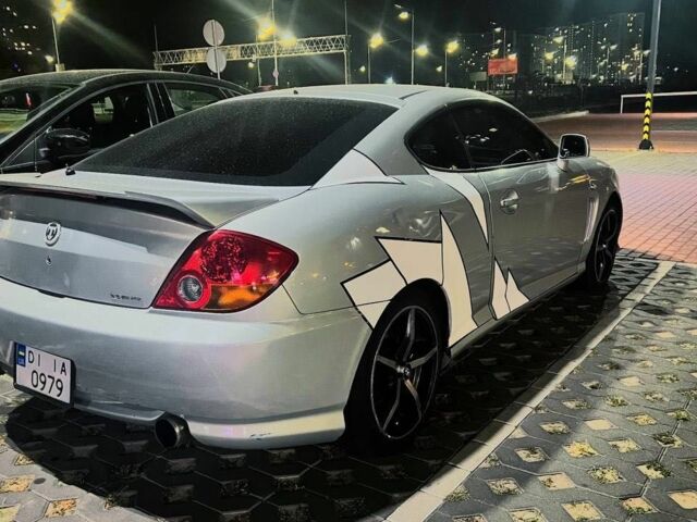 Сірий Хендай Тібурон, об'ємом двигуна 2.7 л та пробігом 300 тис. км за 4500 $, фото 4 на Automoto.ua