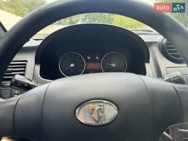 Серый Хендай Тибурон, объемом двигателя 1.98 л и пробегом 150 тыс. км за 4200 $, фото 16 на Automoto.ua