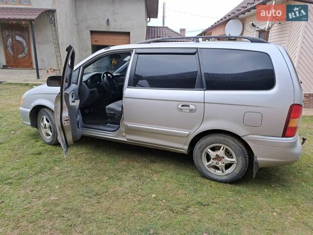 Хендай Траджет, объемом двигателя 2 л и пробегом 268 тыс. км за 3700 $, фото 1 на Automoto.ua