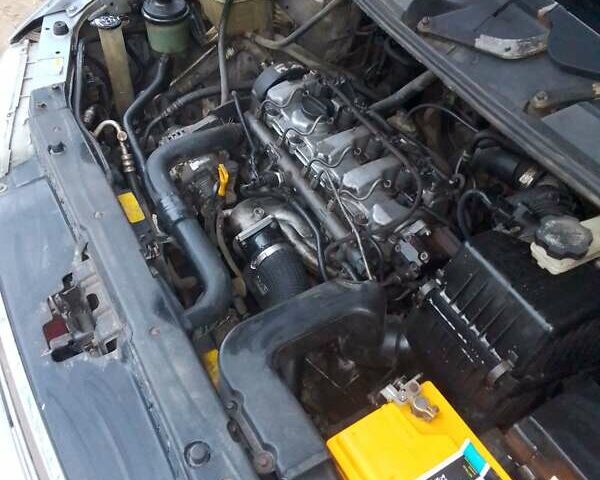 Хендай Траджет 2002 в Николаеве на Automoto.ua Серый Хендай Траджет, объемом двигателя 2 л и пробегом 400 тыс. км за 2700 $, фото 8 на Automoto.ua