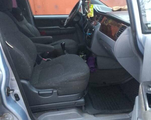 Хендай Траджет 2002 в Николаеве на Automoto.ua Серый Хендай Траджет, объемом двигателя 2 л и пробегом 400 тыс. км за 2700 $, фото 10 на Automoto.ua