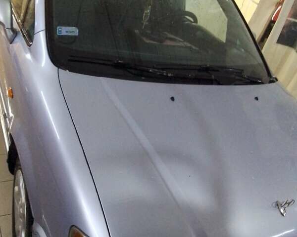 Хендай Траджет 2002 в Николаеве на Automoto.ua Серый Хендай Траджет, объемом двигателя 2 л и пробегом 400 тыс. км за 2700 $, фото 4 на Automoto.ua