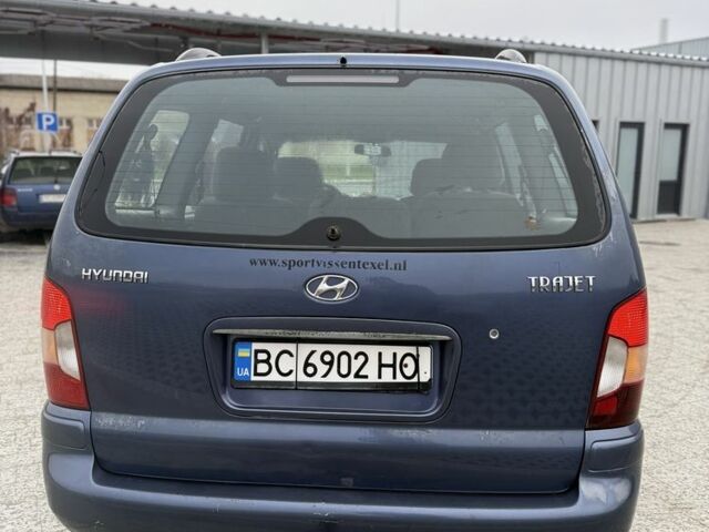 Синий Хендай Траджет, объемом двигателя 2 л и пробегом 300 тыс. км за 2100 $, фото 7 на Automoto.ua