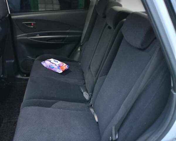 Белый Хендай Туксон, объемом двигателя 1.99 л и пробегом 191 тыс. км за 9300 $, фото 4 на Automoto.ua